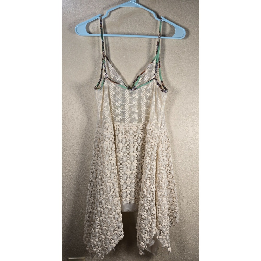 G by BKE Tank Top S Cream Sheer Floral Lace Handkerchief Hem Boho Fairy festival - Picture 2 of 5